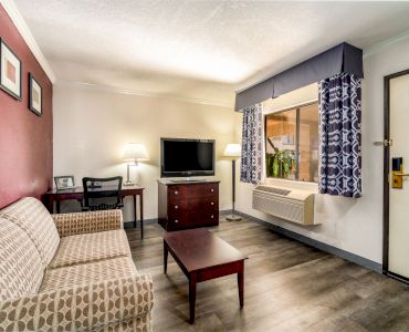 Studio 6 Suites Lawndale